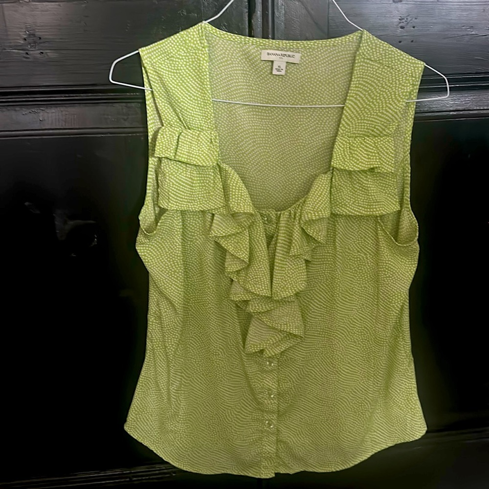 Banana Republic ruffle tank sleeveless blouse women’s XL